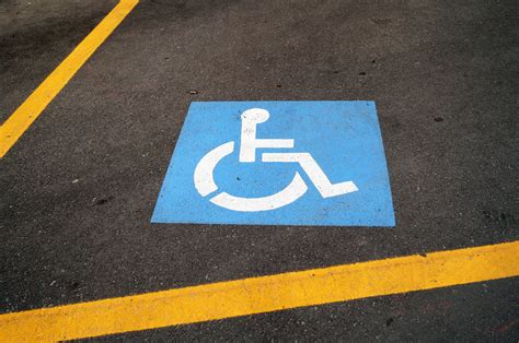Parking lots for the disabled: what are the rules of their .